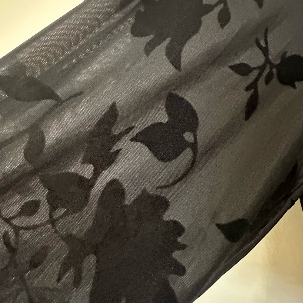 Polagram Black Sheer‎ Floral Dress - Picture 8 of 11